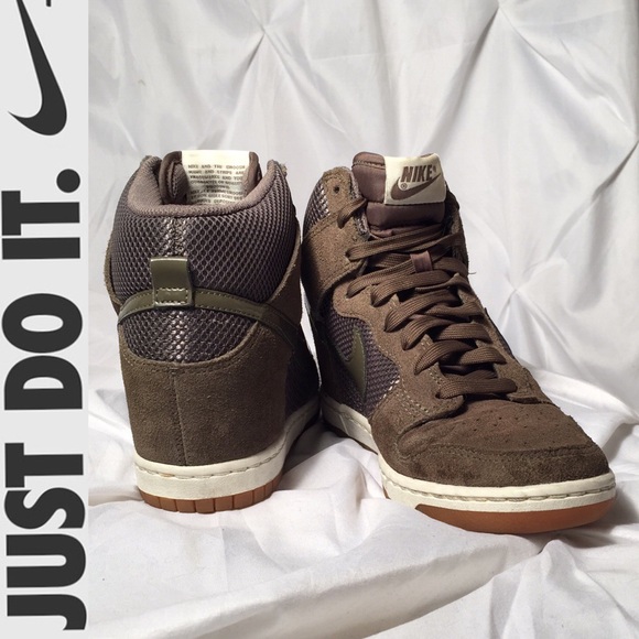 nike dunk sky high mesh